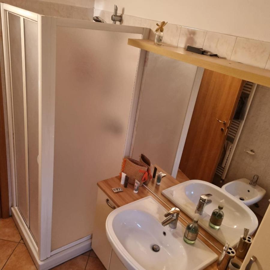 Casa Vacanze Il Tuffetto Olginate Екстериор снимка